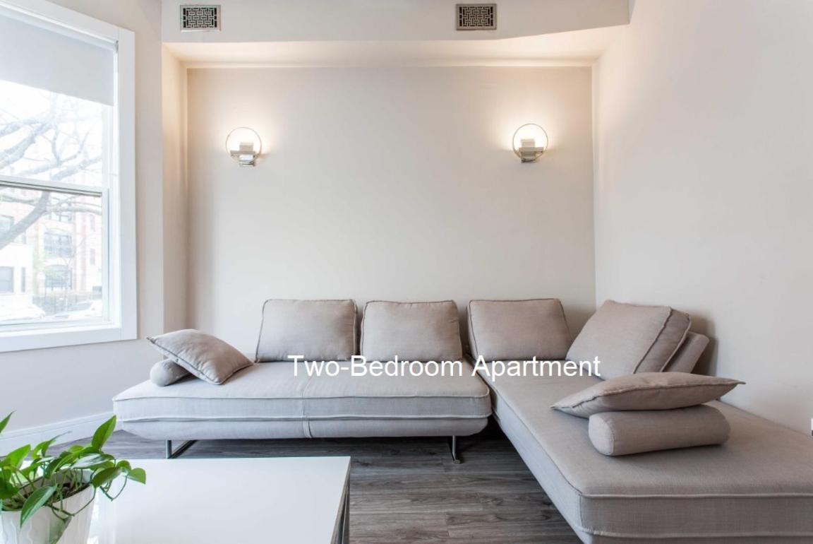 The Double Play - 1 Min Walk To Wrigley! Spacious 2Br - Perfect For Cubs Fans! Chicago Dış mekan fotoğraf